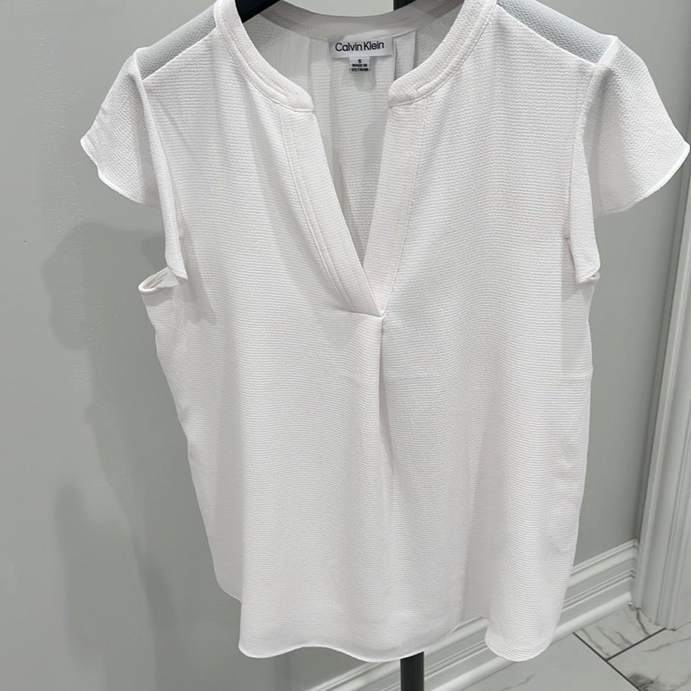 Blouse. Very elegant.